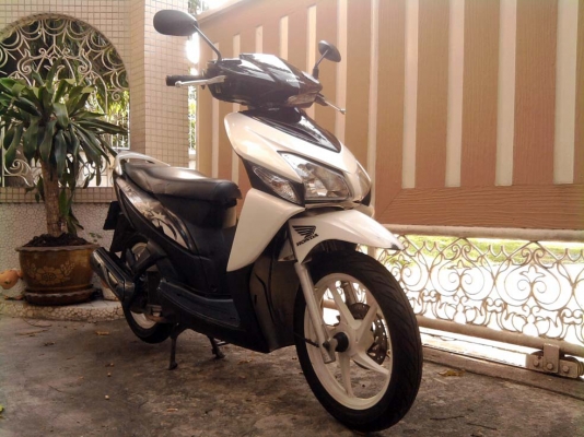 ขออนุญาติขาย Honda Click Combi Brake ตัวTOP ล้อแม็ก