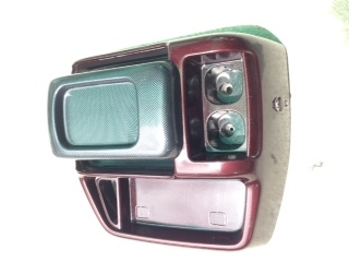 กล้องใส่ของข้างคนขับ  สำหรับรถตู้