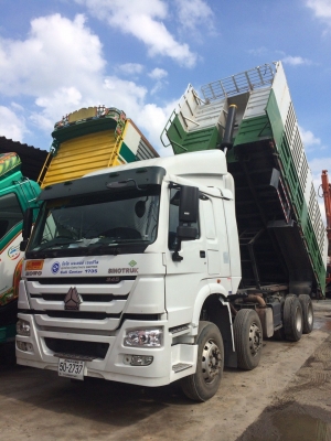 ต้องการขาย12ล้อดั้มSINOTRUCK NGV