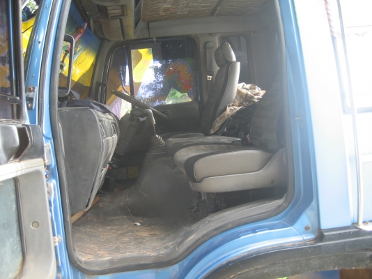 ฮีโน่   195 แรง ราคา    680,000  บาท