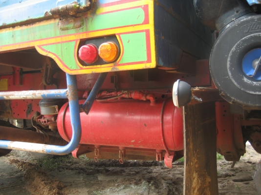 ฮีโน่   195 แรง ราคา    680,000  บาท