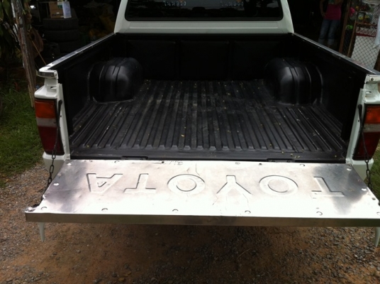 Super Hero 4 ประตู เดิมๆ สวยๆ มาแล้วครับ Super Hero 4 ประตู เดิมๆ สวยๆ มาแล้วครับ