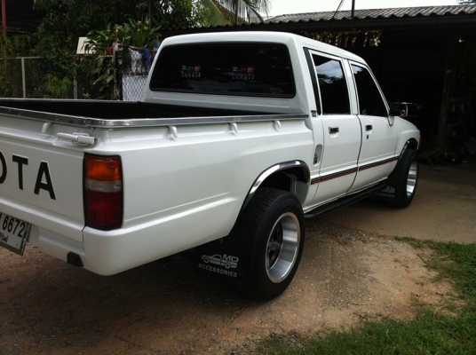 Super Hero 4 ประตู เดิมๆ สวยๆ มาแล้วครับ Super Hero 4 ประตู เดิมๆ สวยๆ มาแล้วครับ