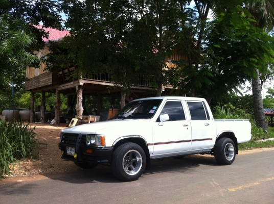 Super Hero 4 ประตู เดิมๆ สวยๆ มาแล้วครับ Super Hero 4 ประตู เดิมๆ สวยๆ มาแล้วครับ