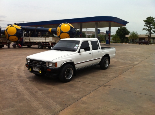 Super Hero 4 ประตู เดิมๆ สวยๆ มาแล้วครับ Super Hero 4 ประตู เดิมๆ สวยๆ มาแล้วครับ