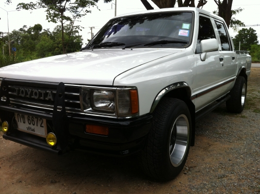 Super Hero 4 ประตู เดิมๆ สวยๆ มาแล้วครับ Super Hero 4 ประตู เดิมๆ สวยๆ มาแล้วครับ