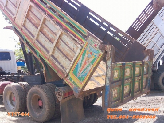 ขายด่วน รถบรรทุก 10 ล้อดั้ม HINO FM  215 แรง สภาพเดิมๆ สวย พร้อมใช้งาน