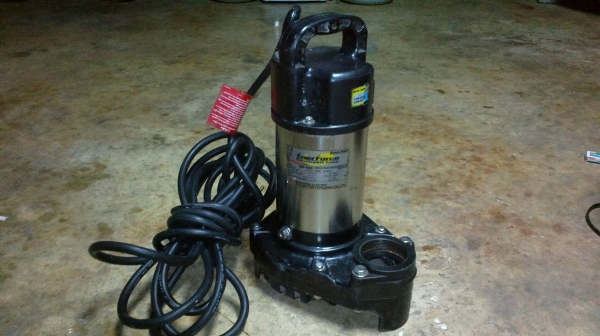 ปั้มน้ำแช่ สแตนเลส 1/2 HP