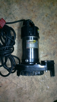 ปั้มน้ำแช่ สแตนเลส 1/2 HP