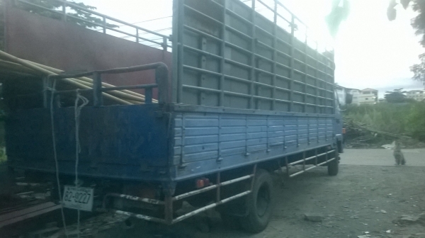 ขาย6ล้ออีซูซุใหญ๋ Tel.  0815711261หรือ0880976758 ต่อลองราคากันได้นะครับ