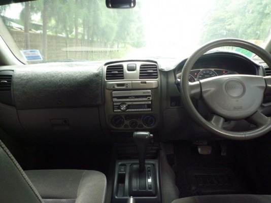 Isuzu D-max cab 4 slx auto 2003 Isuzu D-max cab 4 slx auto 2003