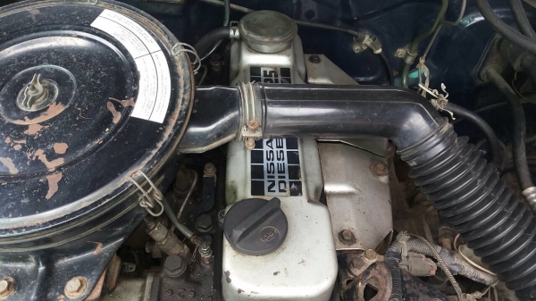 ขายรถ NISSAN 2.5 เครื่องดีเซล ฝาขาว ปี 33 สภาพพร้อมใช้  เดิมๆเครืองดีครัชชีสวย เครื่องดีขับกลับได้เลย เอกสารพร้อมโอนพร้อมโอน