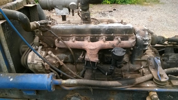 ขายรถคีบ สภาพพร้อมใช้งาน เครื่อง 6BB1 145 แรงม้า ปั้มดี ทำงานไว ราคาต่อรองได้ครับ