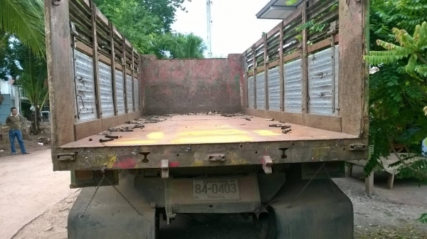 ขาย 10 ล้อ 2 เพลาดั้ม HINO F18 สภาพสวย เครื่อง HO7C 180 แรงม้าแน่นไม่หลวม คัสซีสวยจัด เกียร์เดิม สโลว์เดิม เบรคทิฟฟี่ ยางเต็ม ทะเบียนพร้อมโอนครับ