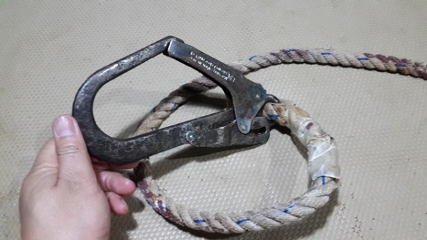 สายเซฟตี้ ตะขอเกี่ยวขนาดใหญ่