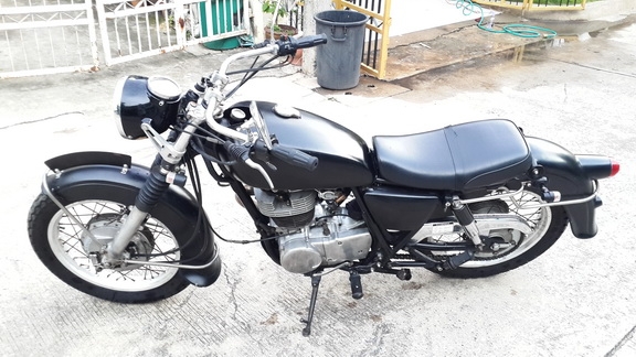 ก่อนเที่ยงพรุ่งนี้ SR400 แต่งแนวยุคสงครามโลก เพิ่งมาจากญี่ปุ่น