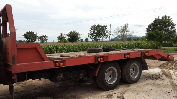 ท้ายลาด F17 ติดต่อ 0819730212 ยงค์