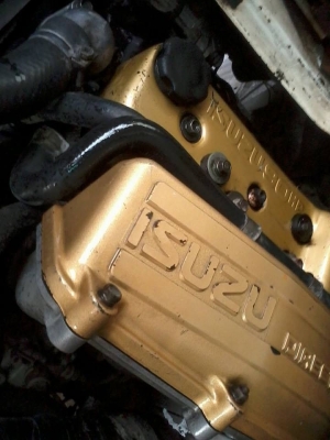 ขายรถตู้บัสดี้ เครื่อง 90 แรงม้าฝาทอง พวงมาลัยเพาเวอร์ เบาะครบ เดิมบาง แอร์เย็นหน้าหลัง