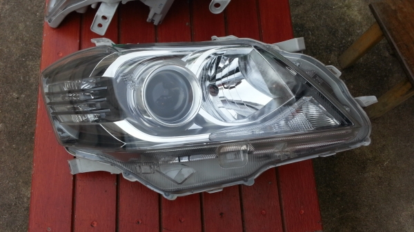 โคมไฟหน้า Camry ปี 10 รุนพิเศษ Extremo  ของแท้