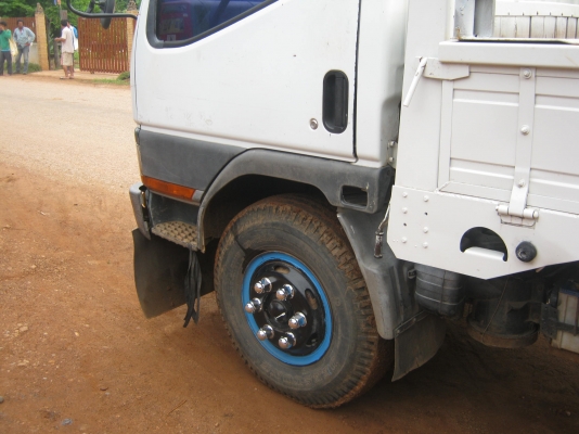 มิตซู แคนเตอร์ FE657 122 แรง