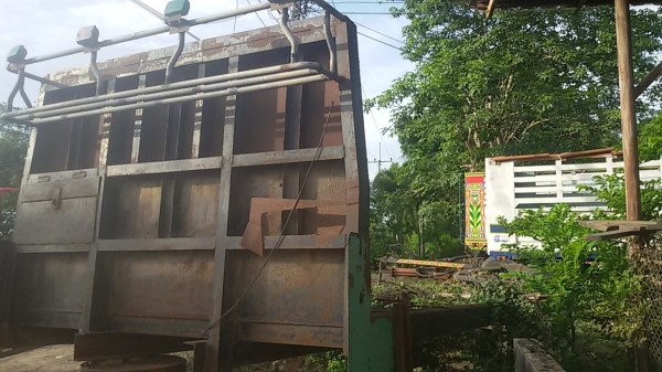 ขายกระบะพื้นเรียบ สนใจสอบถาม089-8010834