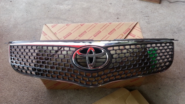 กระจังหน้า วีออส ปี 2006 (ไฟย้อย)