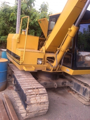 ขายCAT E70B สภาพสวยพร้อมใช้ ราคาต่อรองได้ ติดต่อได้ที่คุณ อ๊อฟ พิจิตร 086-737-9991