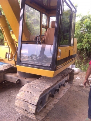 ขายCAT E70B สภาพสวยพร้อมใช้ ราคาต่อรองได้ ติดต่อได้ที่คุณ อ๊อฟ พิจิตร 086-737-9991
