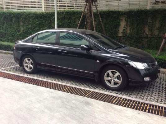 ขายดาวน์ HONDA CIVIC 1.8 S ปี2007 สภาพสวยพร้อมใช้ ติดต่อได้ที่คุณ อ๊อฟ พิจิตร 086-737-9991