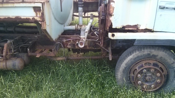 ขายรถ6ล้อน้ำ Isuzu Rocky 2คัน  195hp +165hp