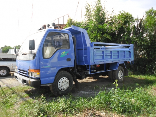 ขายรถดั้มท์ NPR66L  รถห้าง 120 แรง ราคา 620,000บาท