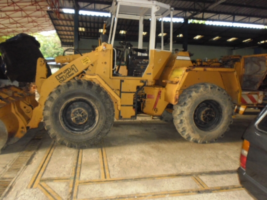 ขายรถตักล้อยาง  ราคา 800,000 บาท