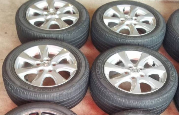 ล้อ Mazda3ขอบ16 พร้อมยาง Bridgestone 205-55R16 ปี 12