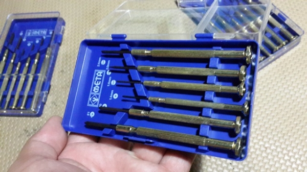 ไขควงซ่อมนาฬิกา ซ่อมแว่นตา จิ๋วๆ