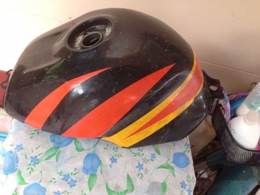 ถังน้ำมัน Suzuki GSXR1000(K1/K2)สภาพสวยคับ