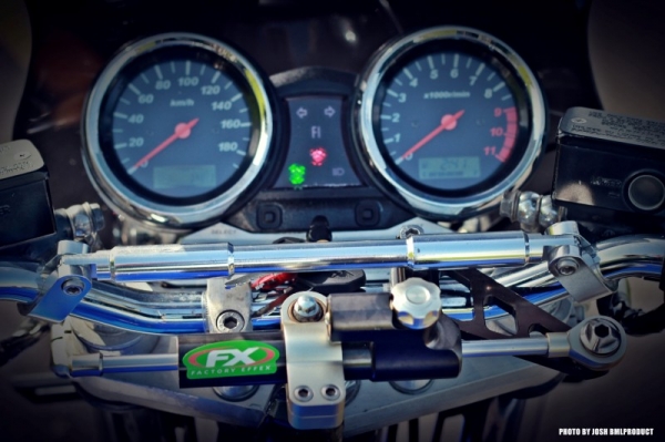 ขาย King of naked bike รหัสตัวแรง GSX1400 ปี2002 ทะเบียน ของแต่งครบ ราคาเบาๆ 175000 บาท