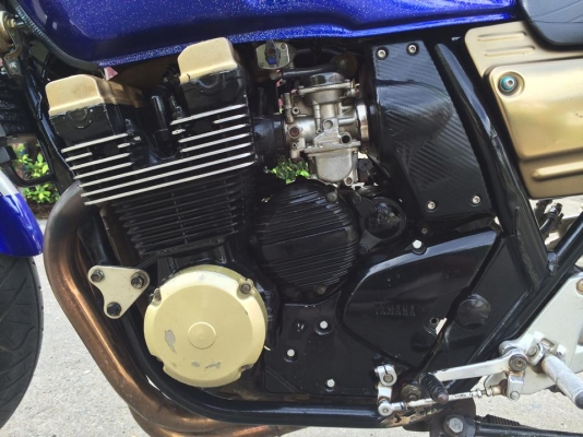 XJR 400 ปี 98 อินวอย สพม พร้อมออกทริปเลยครับ XJR 400 ปี 98 อินวอย สพม พร้อมออกทริปเลยครับ