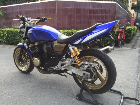 XJR 400 ปี 98 อินวอย สพม พร้อมออกทริปเลยครับ XJR 400 ปี 98 อินวอย สพม พร้อมออกทริปเลยครับ