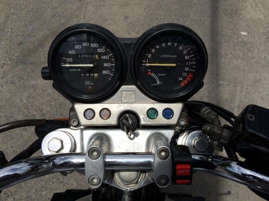 CB 400 ปี93 อินวอย สพม พร้อมออกทริปเลยครับ CB 400 ปี93 อินวอย สพม พร้อมออกทริปเลยครับ
