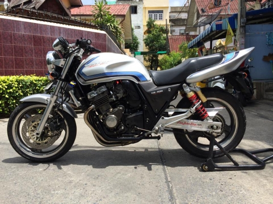 CB 400 ปี93 อินวอย สพม พร้อมออกทริปเลยครับ