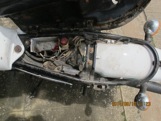 ขายรถวิบาก DT100 มีเล่มทะเบียน ด่วน!!! ขายรถวิบาก DT100 มีเล่มทะเบียน ด่วน!!!