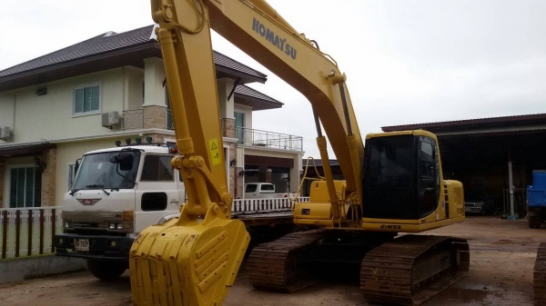 KOMATSU 200-6 พร้อม ซูโม่227 แพคคู่ครับ ลงราคาผิดครับ 1550000