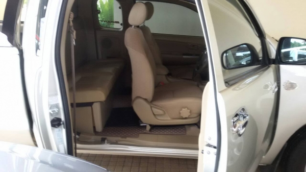 TOYOTA VIGO 2.7 เกียร์ออโต้ แก้สNGVโรงงาน ปี53 สมารทแคป พร้อมแครี่บอยอย่างสวย TOYOTA VIGO 2.7 เกียร์ออโต้ แก้สNGVโรงงาน ปี53 สมารทแคป พร้อมแครี่บอยอย่างสวย