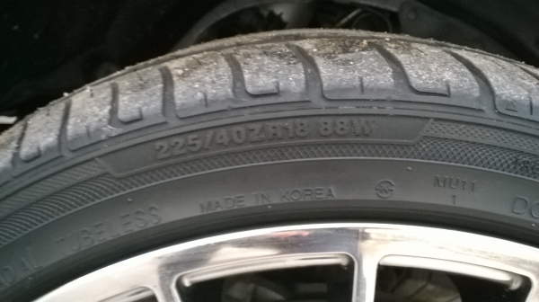 ขายยางขอบ18 ครับ 225/40Z R18 ปี12 ราคา 2900บาทครับ 087-1691151 คุณ กฤษดา ครับ