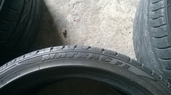 ขายยางขอบ18 ครับ 225/40Z R18 ปี12 ราคา 2900บาทครับ 087-1691151 คุณ กฤษดา ครับ