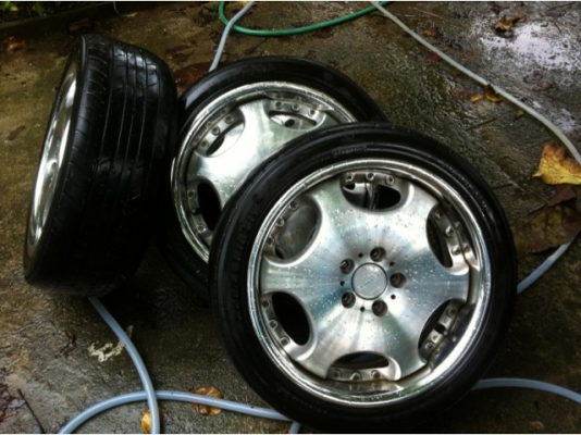 ายแม็ก18ญี่ปุ่นแท้Shallenพร้อมยางyokohama225/45/18 15,000 บาท ล้อแท้มาตรฐาน Jawa