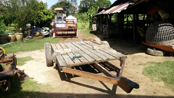 ด่วน!ขายรถเกี่ยวข้าวDc60plus +พร้อมพ่วงลากราคา369000 บาท