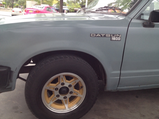 ขายดัสสัน 720 4 ขอ พร้อมใชั แอร์เย็น 62,000 บาท ติดต่อ คุณเอ๋ รามอินทรา โทร.092-6356419, 098-4246365