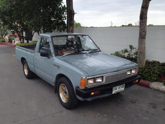 ขายดัสสัน 720 4 ขอ พร้อมใชั แอร์เย็น 62,000 บาท ติดต่อ คุณเอ๋ รามอินทรา โทร.092-6356419, 098-4246365