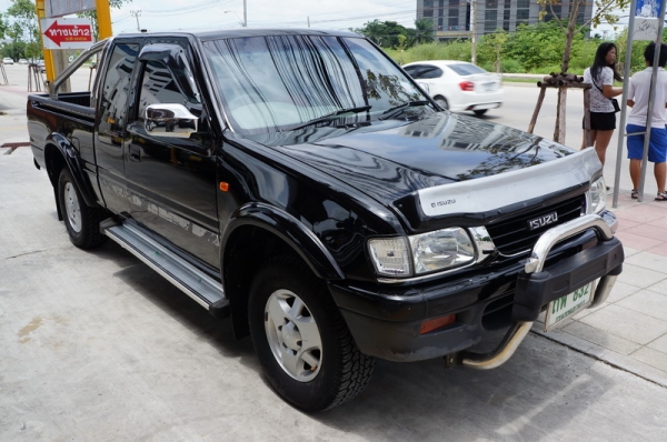 U RODEO 4WD ปี 1998 ขายรถสวย พวงมาลัยพาวเวอร์ เกียร์โฟร์ใช้งานได้ เครื่องเดิมๆ ช่วงล่างแน่น แอร์เย็นๆ เบาะสภาพดี รถวิ่งดีมาก ภายในสภาพสวย สีสวย รถพร้อมใช้งาน จัดไฟแนนได้